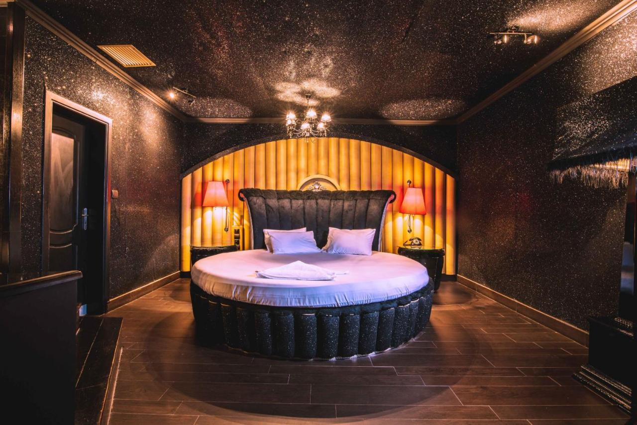 Ruby Rooms Kifisia - Adults Only Athen Exterior foto